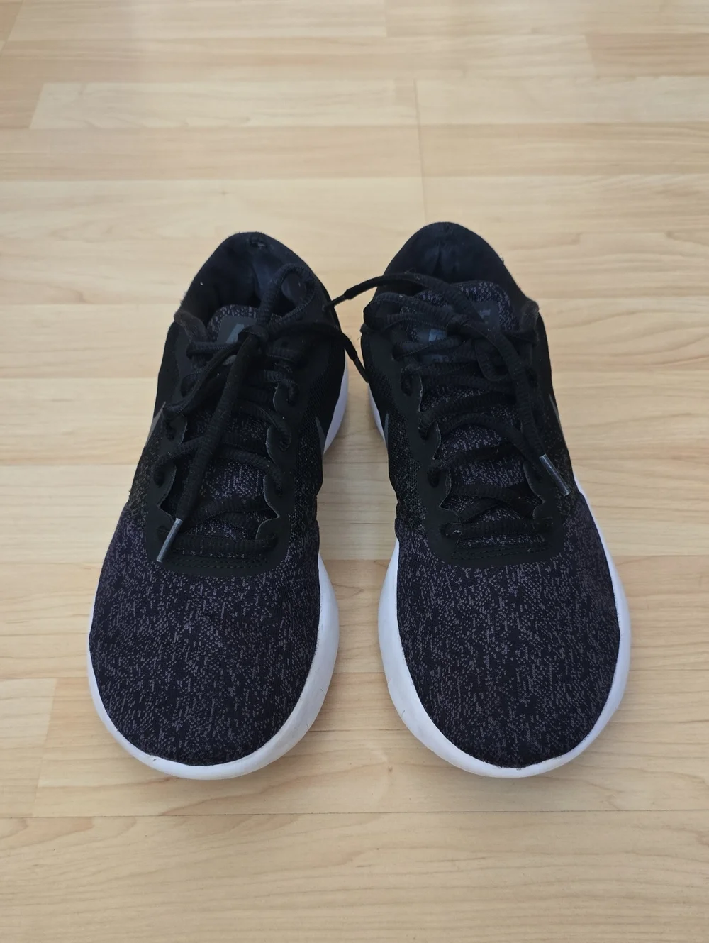 Nike Men Flex Contact 908983-002 Running Black White Athletic Sneakers Size 8